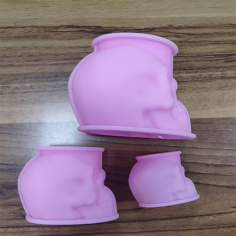 Weiße und rosa Totenkopf-Kerze – Art Craft Holiday Bewertung und Preis